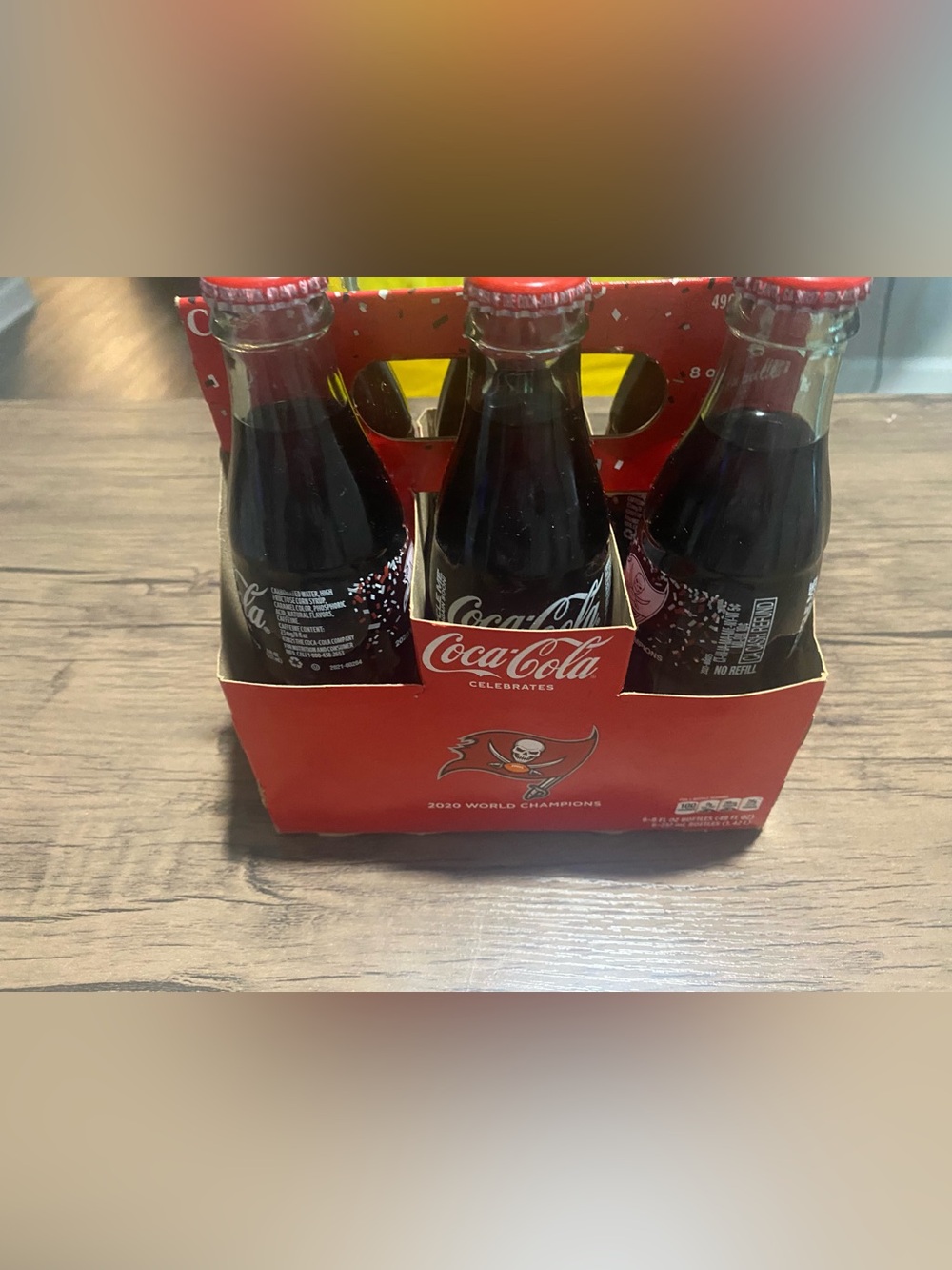 Coca-Cola Red 6-Pack Glass Bottle Carrier‎ with Team Logo - Picture 4 of 11